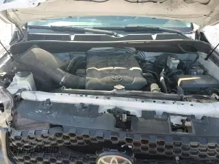 2018 Toyota Tundra SR с VIN 5TFRY5F17JX237056, выставлен на аукционе Copart как лот 66864745 с пробегом 136 716 миль миль и Списание • Salvage title. История ставок и продаж доступна на DreamBid. Изображение 13.