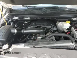 2019 Ram 1500 Tradesman z VIN 1C6RREGT5KN596701, wystawiony jako Copart lot #65793005 z przebiegiem 108 901 mil mil oraz Szkoda całkowita • Salvage title. Historia ofert i sprzedaży dostępna na DreamBid. Obrazek 15.