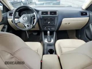 2012 Volkswagen Jetta SE with VIN 3VWDP7AJ4CM335256, listed as a Copart auction lot 57080145 with 228,239 mi miles and Salvage title. Bid and sale history available at DreamBid. Image 8.