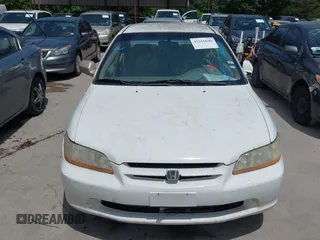 2000 Honda Accord LX z VIN 1HGCG1640YA067195, wystawiony jako IAAI lot #42316640 z przebiegiem 214 225 mil mil oraz . Historia ofert i sprzedaży dostępna na DreamBid. Obrazek 6.