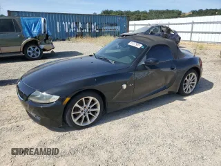 2006 BMW Z4 3.0i with VIN 4USBU33516LW66615, listed as a Copart auction lot 61217905 with 186,677 mi miles and Non repairable. Bid and sale history available at DreamBid. Image 1.