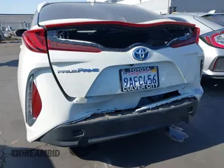 2017 Toyota Prius Plus z VIN JTDKARFP5H3054435, wystawiony jako IAAI lot #42316988 z przebiegiem 82 036 mil mil oraz . Historia ofert i sprzedaży dostępna na DreamBid. Obrazek 6.