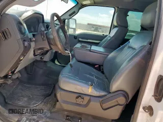 2011 Ford F-250 XL with VIN 1FT7X2B68BEC76102, listed as a Copart auction lot 60262675 with 283,615 mi miles and Salvage title. Bid and sale history available at DreamBid. Image 7.