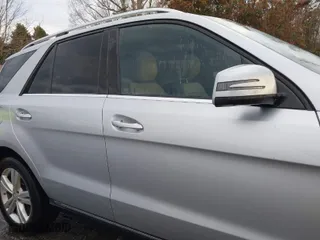 2014 Mercedes-Benz M-Class ML 350 with VIN 4JGDA5HB8EA353276, listed as a IAAI auction lot 41709756 with 189,512 mi miles. Bid and sale history available at carsss.com. Image 13.