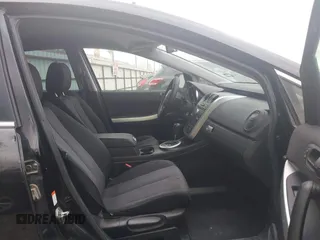 2009 Mazda CX-7 Sport z VIN JM3ER29L790220891, wystawiony jako IAAI lot #42039399 z przebiegiem 128 156 mil mil oraz . Historia ofert i sprzedaży dostępna na DreamBid. Obrazek 5.