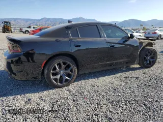 2019 Dodge Charger R/T z VIN 2C3CDXCT7KH508274, wystawiony jako Copart lot #52411225 z przebiegiem 50 795 mil mil oraz Szkoda całkowita • Salvage title. Historia ofert i sprzedaży dostępna na DreamBid. Obrazek 3.