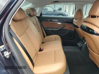 2020 Audi S8 z VIN WAU8SAF87LN001957, wystawiony jako Copart lot #56478595 z przebiegiem 29 148 mil mil oraz Szkody całkowita. Historia ofert i sprzedaży dostępna na DreamBid. Obrazek 10.