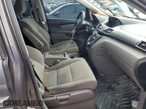 2013 Honda Odyssey EX z VIN 5FNRL5H4XDB077730, wystawiony jako Copart lot #74888294 z przebiegiem Nie podano mil oraz Szkoda całkowita • Salvage title. Historia ofert i sprzedaży dostępna na DreamBid. Obrazek 7.