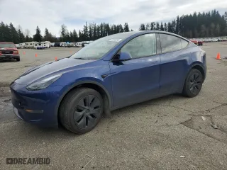 2024 Tesla Model Y Long Range with VIN 7SAYGDEE3RF205470, listed as a Copart auction lot 49155285 with 0 mi miles and Salvage Title. Bid and sale history available at carsss.com. Image 1.
