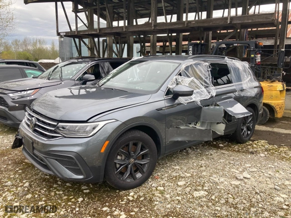 2024 Volkswagen Tiguan SE with VIN 3VV2B7AX2RM123429, listed as a Copart auction lot 50873425 with 0 mi miles and Clean Title. Bid and sale history available at carsss.com. Image 1.