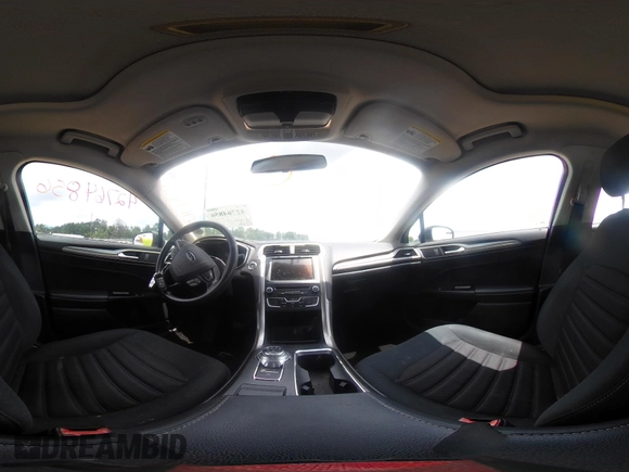 2017 Ford Fusion SE z VIN 3FA6P0H71HR363643, wystawiony jako IAAI lot #42764856 z przebiegiem 82 805 mil mil oraz . Historia ofert i sprzedaży dostępna na DreamBid. Obrazek 18.