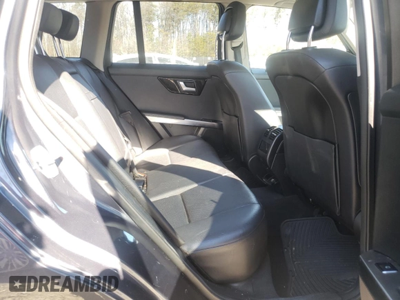 2015 Mercedes-Benz GLK 250 with VIN WDCGG0EBXFG389969, listed as a Copart auction lot 41115534 with 111,583 mi miles and . Bid and sale history available at DreamBid. Image 11.