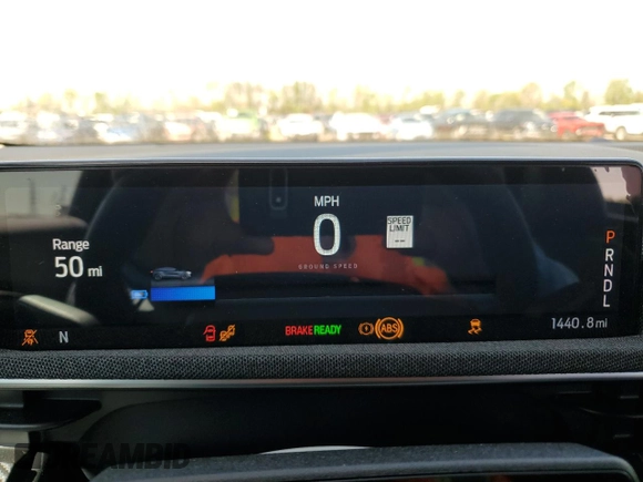 2024 Ford Mustang Mach-E Premium z VIN 3FMTK3R72RMA15369, wystawiony jako Copart lot #50387625 z przebiegiem 1 440 mil mil oraz Szkoda całkowita • Salvage title. Historia ofert i sprzedaży dostępna na DreamBid. Obrazek 9.