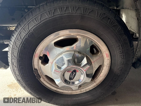 2020 Ford Transit Cargo z VIN 1FTBR2YG5LKA32432, wystawiony jako IAAI lot #42493895 z przebiegiem 134 672 mil mil oraz . Historia ofert i sprzedaży dostępna na DreamBid. Obrazek 15.