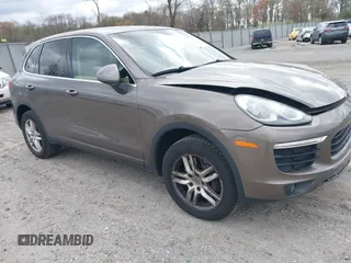 2016 Porsche Cayenne z VIN WP1AA2A22GKA08241, wystawiony jako IAAI lot #42017062 z przebiegiem 114 423 mil mil oraz . Historia ofert i sprzedaży dostępna na DreamBid. Obrazek 1.