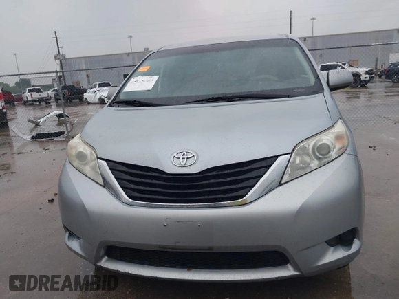 2014 Toyota Sienna LE AAS with VIN 5TDKK3DC9ES501255, listed as a IAAI auction lot 42096386 with 347,364 mi miles and . Bid and sale history available at carsss.com. Image 12.