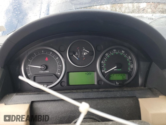 2005 Land Rover LR3 HSE with VIN SALAG25445A348692, listed as a Copart auction lot 52112345 with 117,336 mi miles and Salvage Title. Bid and sale history available at carsss.com. Image 9.