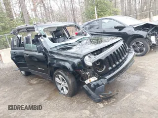 2016 Jeep Patriot Latitude with VIN 1C4NJRFB4GD500763, listed as a IAAI auction lot 41777773 with 85,766 mi miles. Bid and sale history available at carsss.com. Image 1.