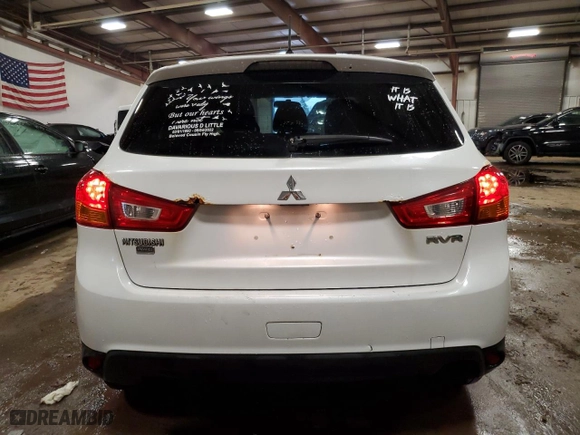 2015 Mitsubishi RVR SE with VIN 4A4AJ3AU9FE601433, listed as a Copart auction lot 86500284 with 133,940 mi miles and Salvage Title. Bid and sale history available at carsss.com. Image 6.
