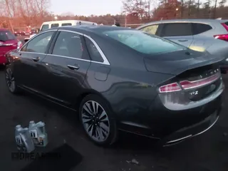 2020 Lincoln MKZ Reserve with VIN 3LN6L5E95LR602785, listed as a IAAI auction lot 41103604 with 42,388 mi miles and . Bid and sale history available at DreamBid. Image 3.