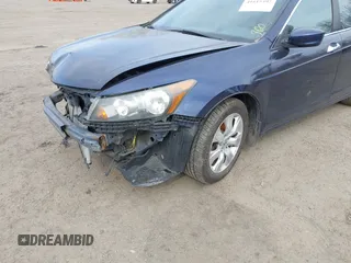 2008 Honda Accord EX-L z VIN 1HGCP36818A016111, wystawiony jako IAAI lot #41619493 z przebiegiem 176 786 mil mil oraz . Historia ofert i sprzedaży dostępna na DreamBid. Obrazek 15.