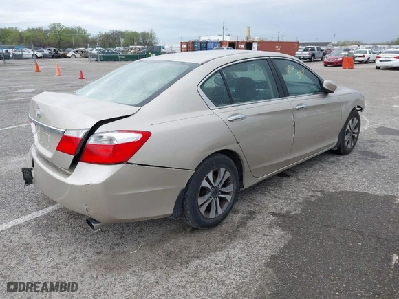2013 Honda Accord Sdn LX with VIN 1HGCR2F36DA041251, listed as a IAAI auction lot 41963959 with 184,148 mi miles. Bid and sale history available at carsss.com. Image 4.