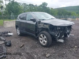 2019 Jeep Compass Latitude с VIN 3C4NJDBB3KT741841, выставлен на аукционе IAAI как лот 42271424 с пробегом 73 306 миль миль и . История ставок и продаж доступна на DreamBid. Изображение 1.