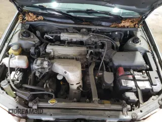 2001 Toyota Camry CE z VIN JT2BG22K410558183, wystawiony jako Copart lot #55600625 z przebiegiem 69 689 mil mil oraz Szkoda całkowita • Salvage title. Historia ofert i sprzedaży dostępna na DreamBid. Obrazek 11.