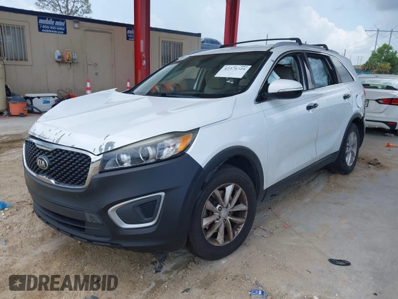 2017 Kia Sorento LX with VIN 5XYPG4A56HG298393, listed as a IAAI auction lot 42375725 with 131,400 mi miles and . Bid and sale history available at DreamBid. Image 2.