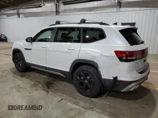 2024 Volkswagen Atlas Peak Edition SEL with VIN 1V2GR2CA1RC572824, listed as a Copart auction lot 86086774 with 7,098 mi miles and Salvage title. Bid and sale history available at DreamBid. Image 2.
