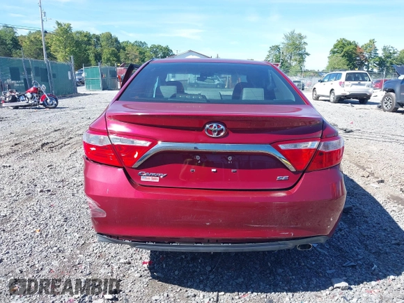 2017 Toyota Camry XLE z VIN 4T1BF1FK9HU699893, wystawiony jako IAAI lot #33158588 z przebiegiem 139 476 mil mil oraz . Historia ofert i sprzedaży dostępna na DreamBid. Obrazek 16.