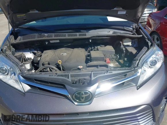 2018 Toyota Sienna XLE Auto Access Seat with VIN 5TDYZ3DC9JS910954, listed as a IAAI auction lot 42508405 with 90,029 mi miles and . Bid and sale history available at DreamBid. Image 10.