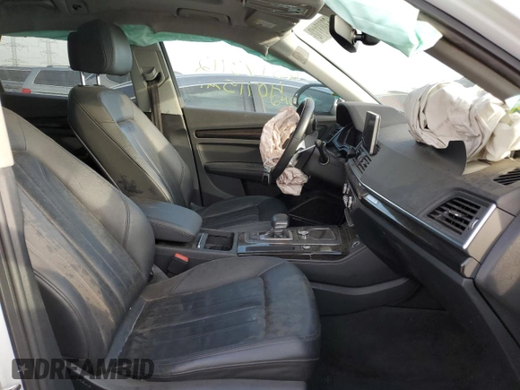 2019 Audi Q5 Premium Plus with VIN WA1BNAFY7K2080928, listed as a Copart auction lot 63983112 with 40,715 mi miles. Bid and sale history available at carsss.com. Image 5.