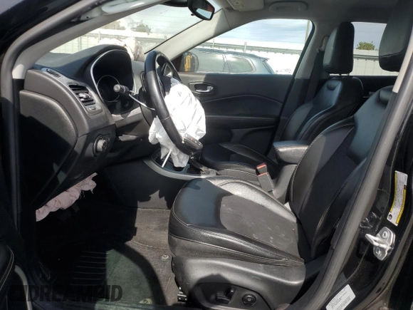 2018 Jeep Compass Altitude with VIN 3C4NJDBBXJT150565, listed as a Copart auction lot 54413725 with 68,790 mi miles and Salvage title. Bid and sale history available at DreamBid. Image 7.