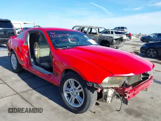 2011 Ford Mustang V6 with VIN 1ZVBP8AM2B5115755, listed as a IAAI auction lot 41683472 with 183,219 mi miles and . Bid and sale history available at DreamBid. Image 1.