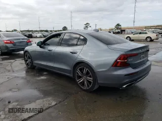 2019 Volvo S60 R-Design with VIN 7JRA22TM8KG015933, listed as a Copart auction lot 78727043 with 44,512 mi miles. Bid and sale history available at carsss.com. Image 2.