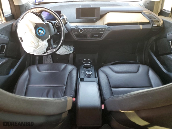 2018 BMW i3 with VIN WBY7Z4C5XJVD97368, listed as a Copart auction lot 82474844 with 0 mi miles and Salvage Title. Bid and sale history available at carsss.com. Image 8.