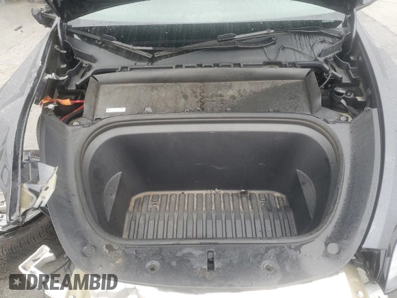 2024 Tesla Model Y with VIN 7SAYGDED1RF098054, listed as a Copart auction lot 44072195 with 16,085 mi miles and Salvage Title. Bid and sale history available at DreamBid. Image 13.