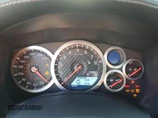 2016 Nissan GT-R Premium z VIN JN1AR5EF8GM290918, wystawiony jako Copart lot #58314455 z przebiegiem 23 667 mil mil oraz Szkody całkowita. Historia ofert i sprzedaży dostępna na DreamBid. Obrazek 9.
