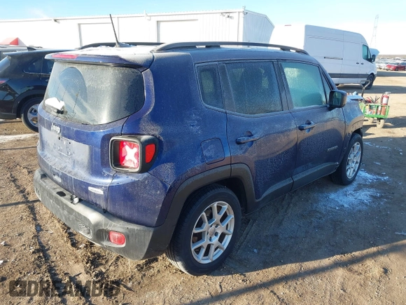 2020 Jeep Renegade Latitude with VIN ZACNJABB4LPL27228, listed as a IAAI auction lot 41271336 with 44,098 mi miles. Bid and sale history available at carsss.com. Image 4.