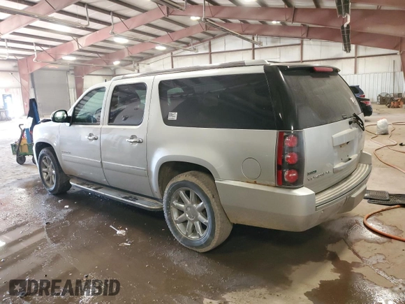 2011 GMC Yukon XL Denali with VIN 1GKS2MEF5BR273932, listed as a Copart auction lot 49112185 with 0 mi miles and Clean Title. Bid and sale history available at carsss.com. Image 2.