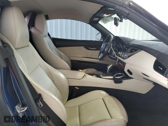 2009 BMW Z4 sDrive35i with VIN WBALM73549E164950, listed as a Copart auction lot 51116685 with 68,801 mi miles and Salvage title. Bid and sale history available at DreamBid. Image 10.