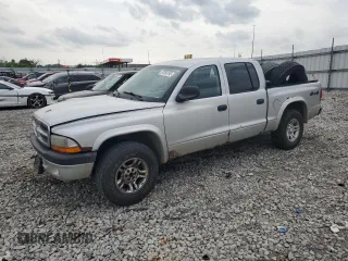 2004 Dodge Dakota Sport z VIN 1D7HG38K04S740136, wystawiony jako Copart lot #57356795 z przebiegiem 181 507 mil mil oraz Tytuł czysty. Historia ofert i sprzedaży dostępna na DreamBid. Obrazek 1.