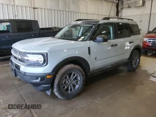 2024 Ford Bronco Sport Big Bend z VIN 3FMCR9B60RRE48322, wystawiony jako Copart lot #56529305 z przebiegiem 950 mil mil oraz Szkoda całkowita • Salvage title. Historia ofert i sprzedaży dostępna na DreamBid. Obrazek 1.