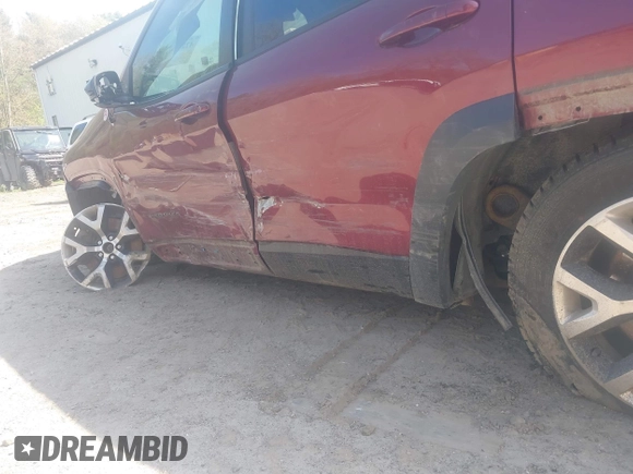 2018 Jeep Cherokee Trailhawk с VIN 1C4PJMBX1JD619990, выставлен на аукционе IAAI как лот 42240308 с пробегом Не указан миль и . История ставок и продаж доступна на DreamBid. Изображение 6.