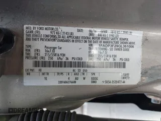 2016 Ford Focus SE z VIN 1FADP3F29GL361006, wystawiony jako IAAI lot #42387418 z przebiegiem 132 806 mil mil oraz . Historia ofert i sprzedaży dostępna na DreamBid. Obrazek 9.