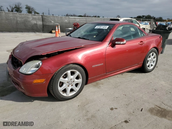 2001 Mercedes-Benz SLK-Class Kompressor with VIN WDBKK49F01F223928, listed as a Copart auction lot 87061404 with 102,270 mi miles and Salvage Title. Bid and sale history available at carsss.com. Image 1.