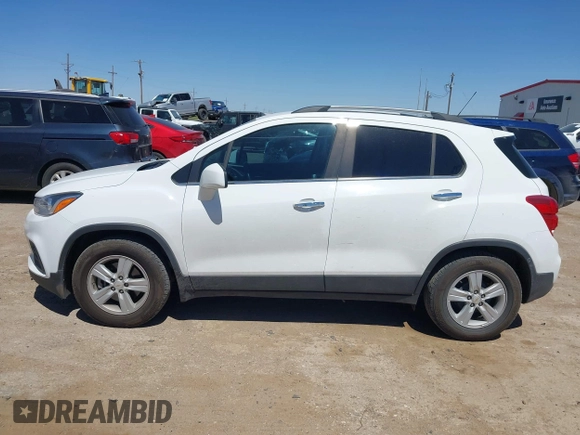 2020 Chevrolet Trax LT with VIN KL7CJLSB0LB070677, listed as a IAAI auction lot 42303980 with 95,043 mi miles and . Bid and sale history available at DreamBid. Image 15.