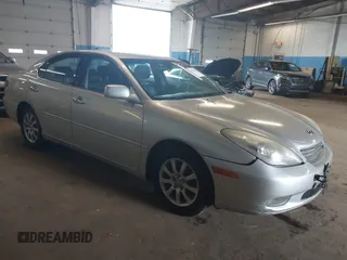 2002 Lexus ES 300 with VIN JTHBF30G425035697, listed as a IAAI auction lot 42588600 with 140,660 mi miles and . Bid and sale history available at DreamBid. Image 1.