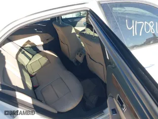 2010 Mercedes-Benz E-Class E 350 Luxury with VIN WDDHF8HB7AA111622, listed as a IAAI auction lot 41708136 with 166,708 mi miles. Bid and sale history available at carsss.com. Image 8.